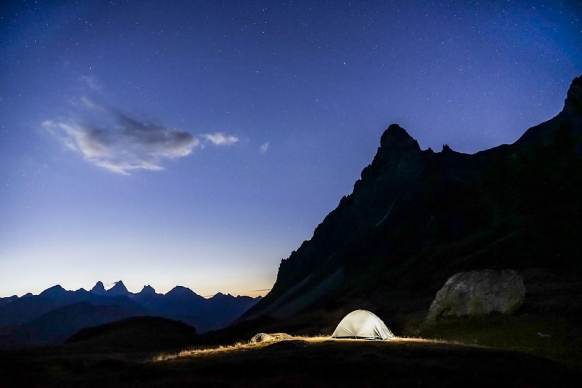 Réchaud gaz ou essence pour bivouac : comparatif synthétique