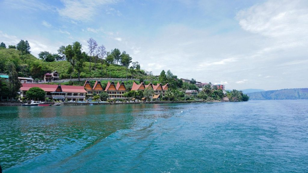 Sumatra : lac Toba, orangs-outans et jungle de Bukit Lawang